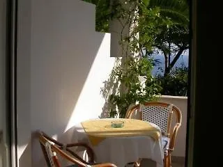 Nautilus Hotel